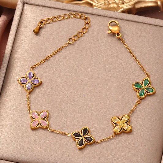 Charming Clover Bracelet